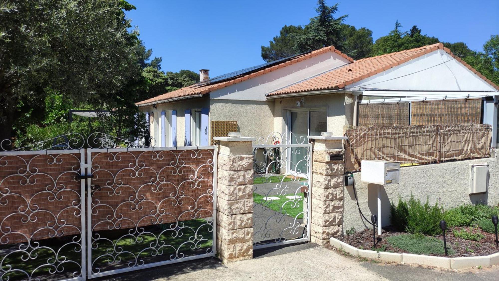 Villeneuve-lès-Avignon Le Jardin Des Rocailles - Villa 4 Chambres Climatisee Avec Piscine A Deux Pas D'Avignon מראה חיצוני תמונה